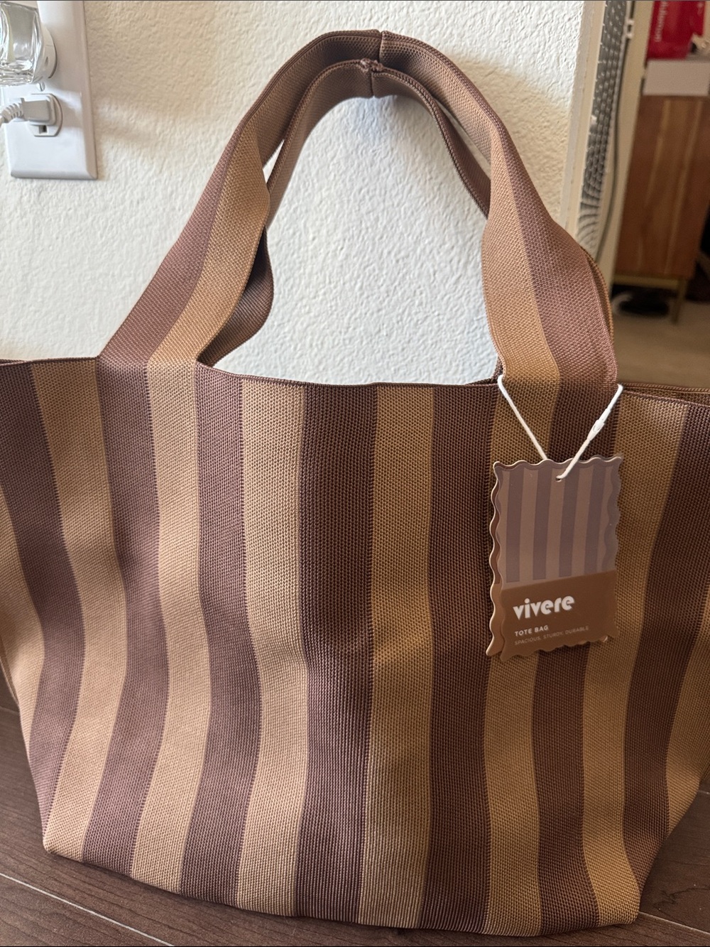Vivere tote bag brown tripes